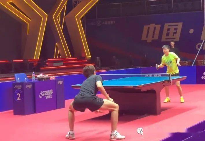 大比赛中屡 大比赛中屡