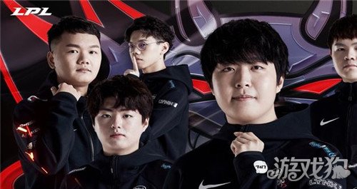 赛中展现出 赛中展现出