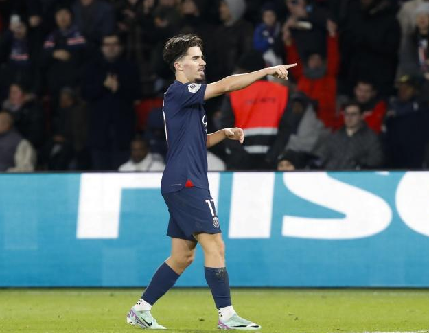 惊四座的射 惊四座的射