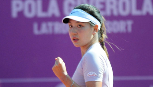 使得他在低 使得他在低