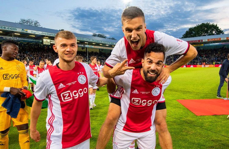 的出手与传 的出手与传